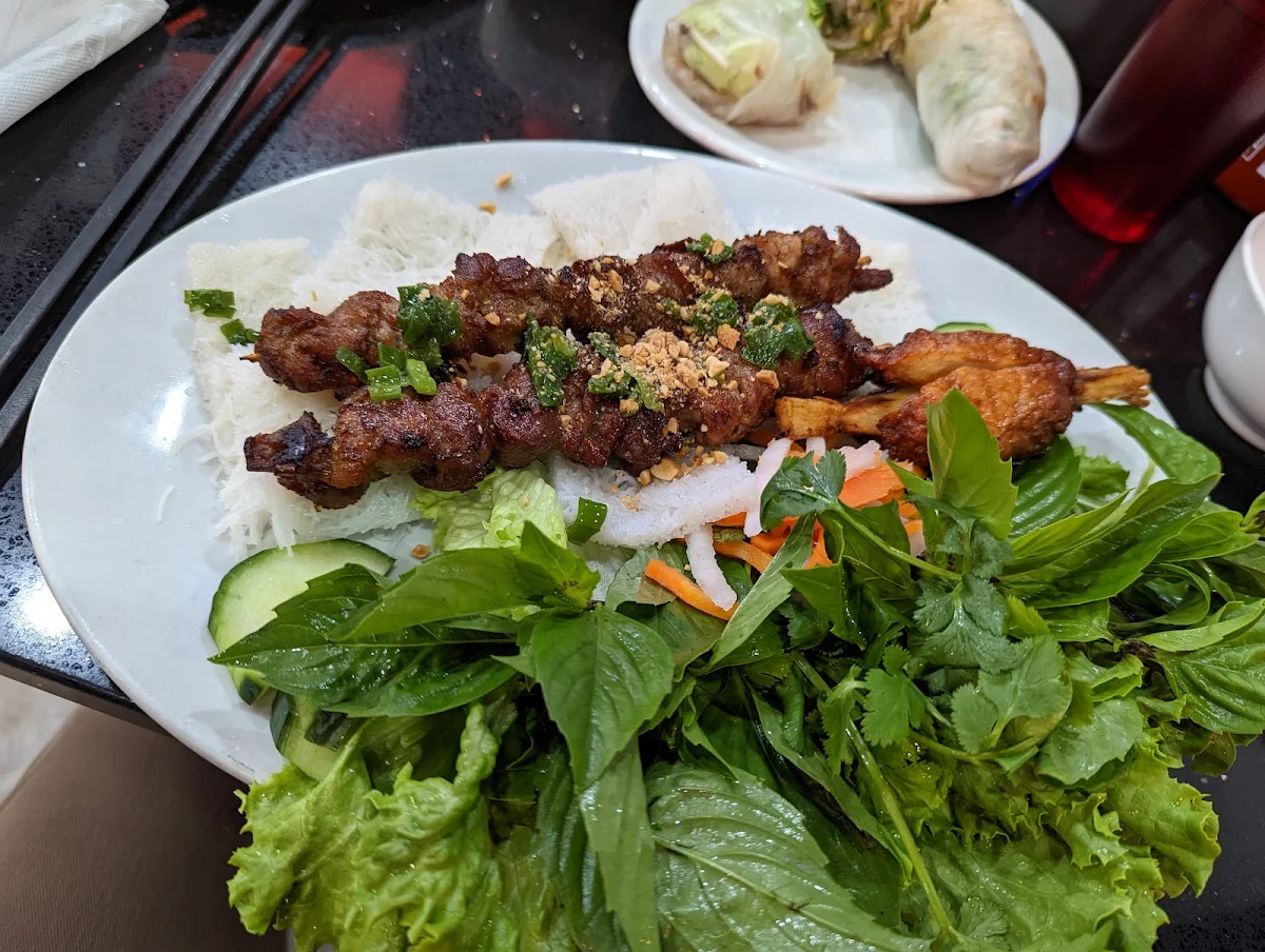 拷肉庶蝦米粉餅, Thai Son Restaurant